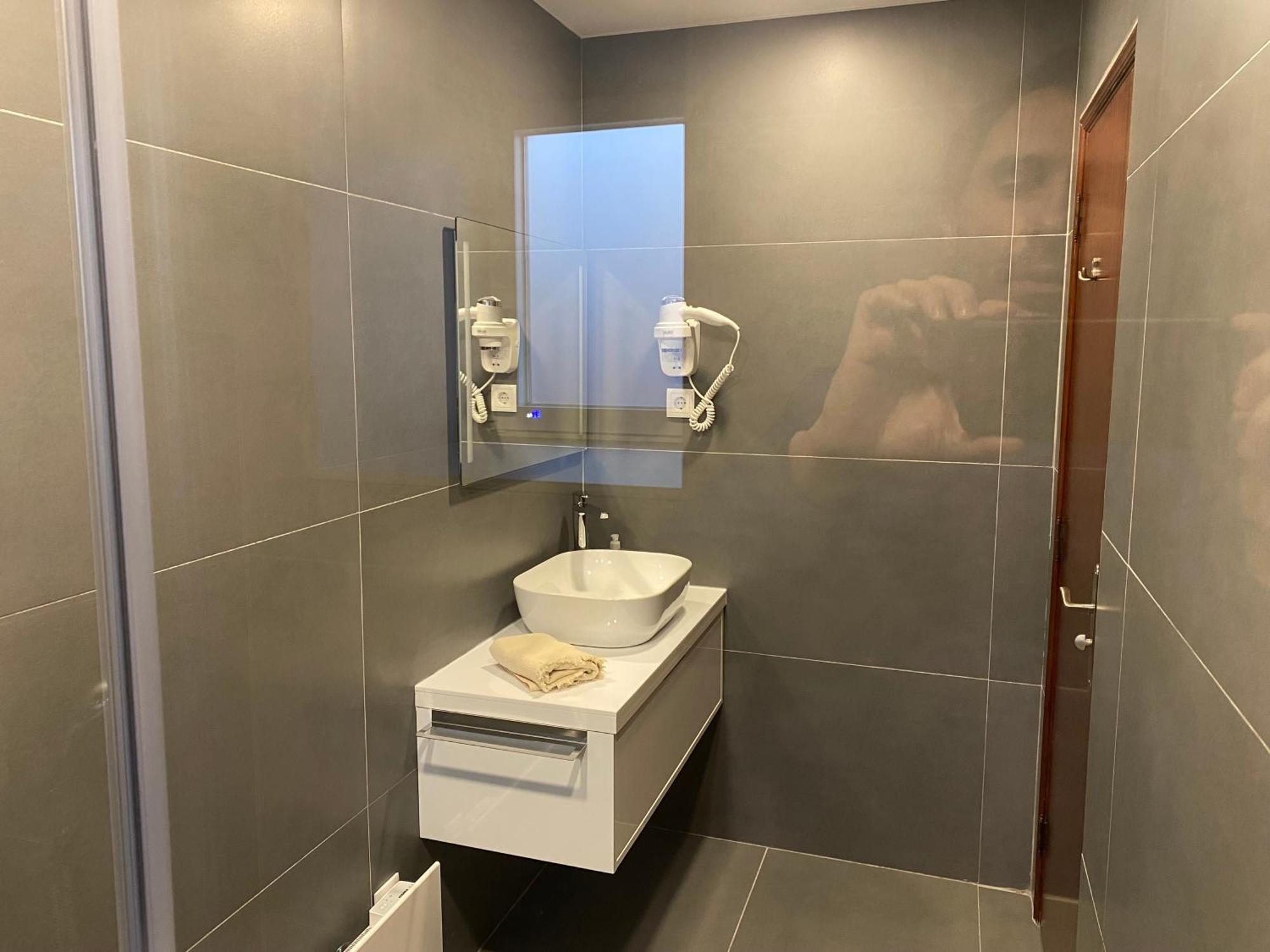 Steps To Beach 4Br - Ac Self Check-In 2024 Reno Nazare Bagian luar foto