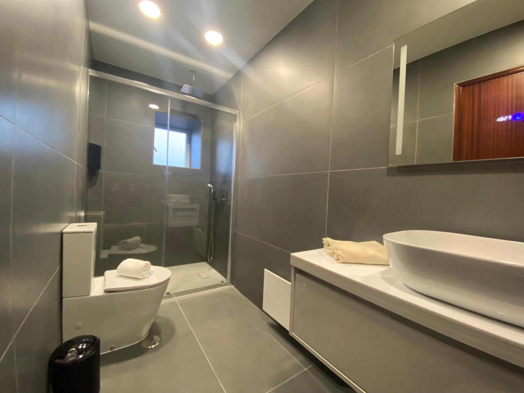 Steps To Beach 4Br - Ac Self Check-In 2024 Reno Nazare Bagian luar foto