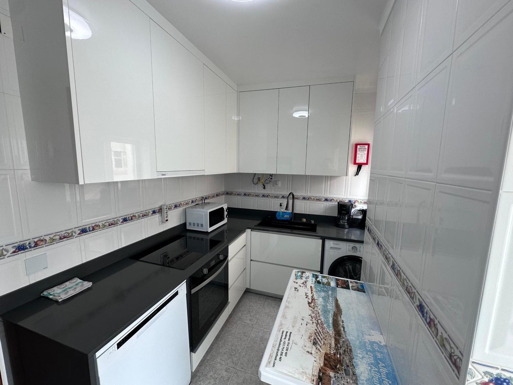 Steps To Beach 4Br - Ac Self Check-In 2024 Reno Nazare Bagian luar foto